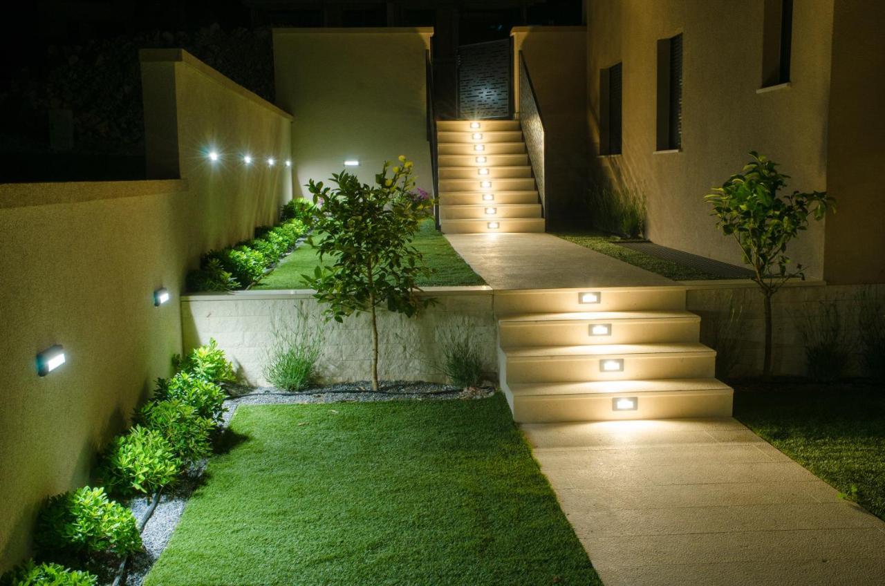 Garden Villa Sveti Filip i Jakov Exterior foto